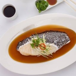 ปลาหิมะนึ่งซีอิ๊ว