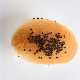 งาดำ 2 ชิ้น