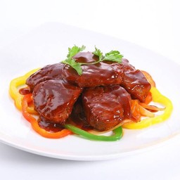 เนื้อสันในผัดซอสเหล้าแดง