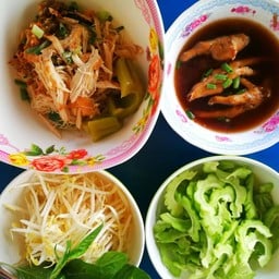 แห้งไก่ฉีก แยกซุปตีน