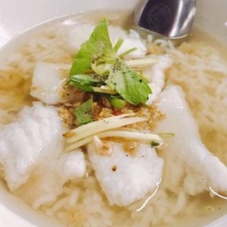 ข้าวต้มปลา ผัดไทย วัดตาล