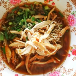 เตี๋ยวไก่ฉีก