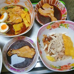 เตี๋ยวแห้ง แยกซุบน่อง