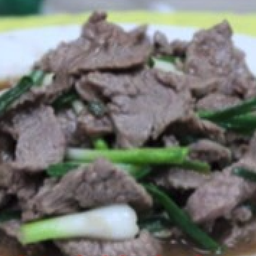 เนื้อผัดน้ำมันหอย