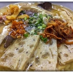 โกเบ๋ง-เจ๊บ๊อ ก๋วยจั๊บญวนเส้นสด