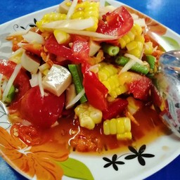 ตำข้าวโพดหมูยอ