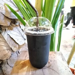 โอเลี้ยง  黑咖啡