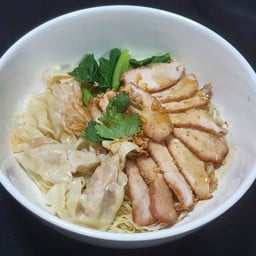 บะหมี่ถ้วยกลม