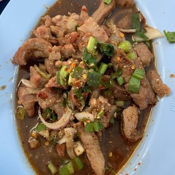 น้ำตกหมู