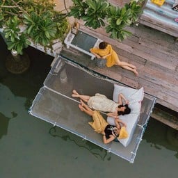 ขอขอบคุณรูปภาพจาก FB The Boathouse