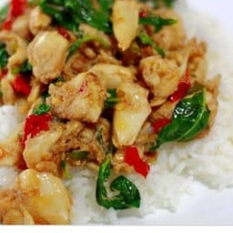 ข้าวกะเพราปู +ไข่ต้ม