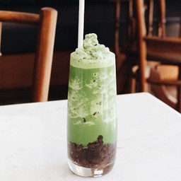 Blended Matcha With Red Bean