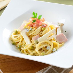 สปาเก็ตตี้ซอสครีมทรัฟเฟิล