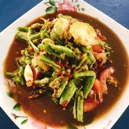 ตำถั่วฝักยาว