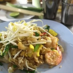 ผัดไทแม่ใหญ่