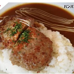 ข้าวราดแกงกะหรี่แฮมเบอร์เกอร์หมู