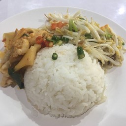 ข้าวแกงคุณโก้ Magic Food Park
