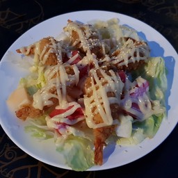 สลัดกุ้งผลไม้