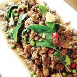 กระเพราเนื้อบาเวตต์