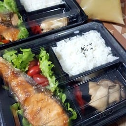 Salmon YAKI HOUSE