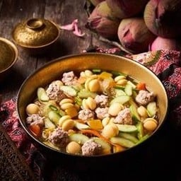 แกงจืดลูกรอกหมูบะช่อ