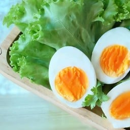 ไข่ต้ม (สุกกำลังพอดี)