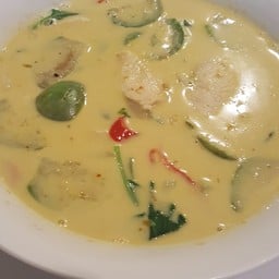 แกงเขียวหวานอกไก่ไร้หนัง