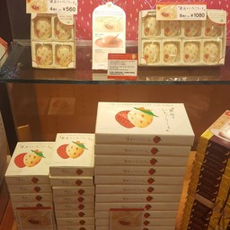 ภายในร้านจ๊ะ