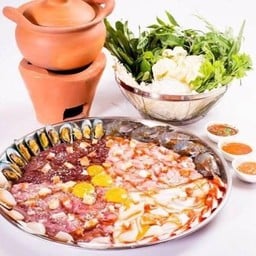 จิ๋มจุ๋มรสเด็ดลาบเป็ดยโส(ปากซอย39)​