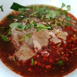 ก๋วยเตี๋ยวเนื้อรสเด็ด
