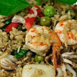 ข้าวผัดแกงเขียวหวานทะเล