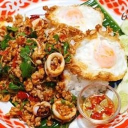 ร้านกะเพราถาดพุงแตก