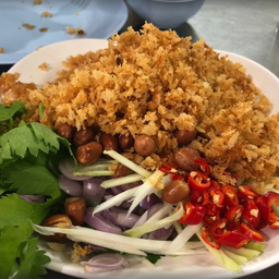 ยำปลาดุกฟู