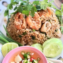 ข้าวผัดทะเล