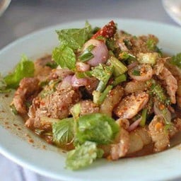 น้ำตกเนื้อ