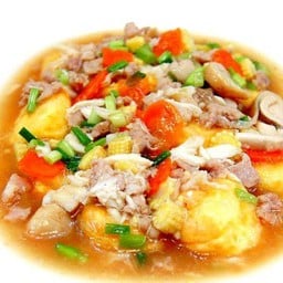 ชามใหญ่ เตี๋ยวหมูน้ำใส