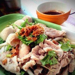 หมูลวก