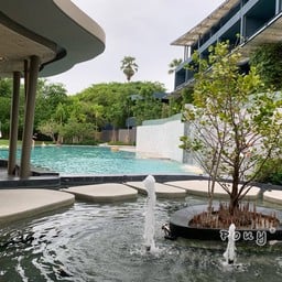 มุมแถวสระว่ายน้ำ+ห้องอาหาร