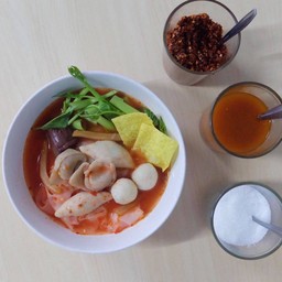 ก๋วยเตี๋ยวเย็นตาโฟ
