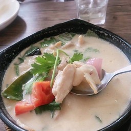ต้มข่าไก่เห็ดญี่ปุ่น