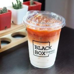 สวยงาม ร้านใช้ชาตรามือ