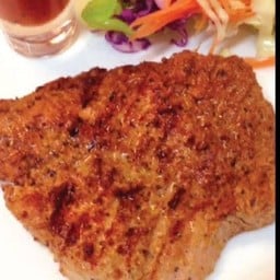 สเต็กหมูสันคอ (ติดมัน)