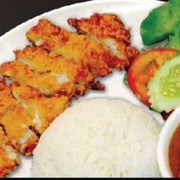 ข้าวหน้าแกงกะหรี่หมูทอด