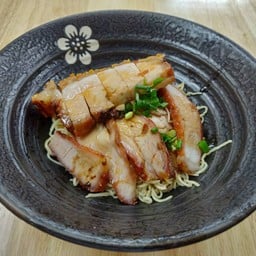 บะหมี่หมูแดง+หมูกรอบ