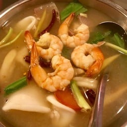 ต้มยำโป๊ะแตก