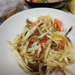 น้อยส้มตำ