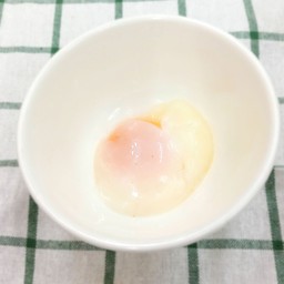 ไข่ไก่ลวก