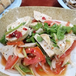 ยำหมูยอ