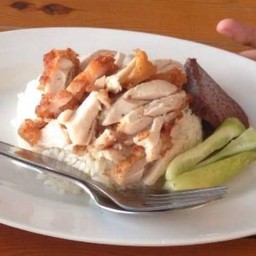 ข้าวมันไก่ทอด