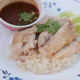 ข้าวมันไก่ต้ม